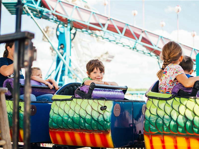 中央造句,中央怎么造句子(180句)