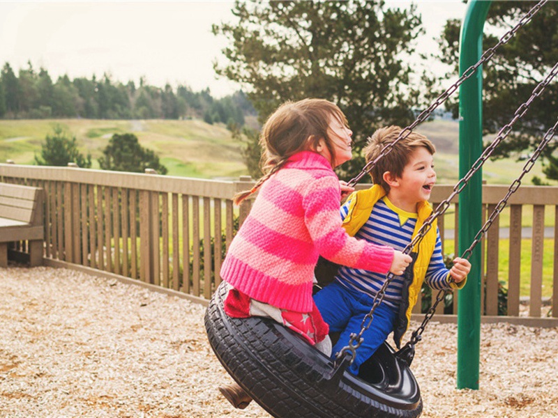 荧光灯造句,用荧光灯怎么造句子(50句)