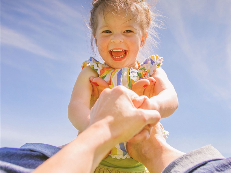 玻璃杯造句,用玻璃杯怎么造句子(99句)